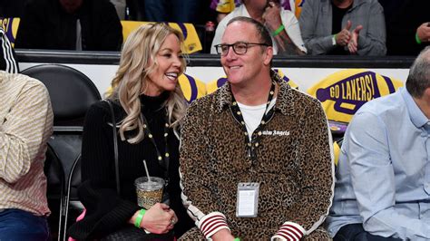 Lakers Owner Jeanie Buss and Actor/Comedian Jay Mohr Are .